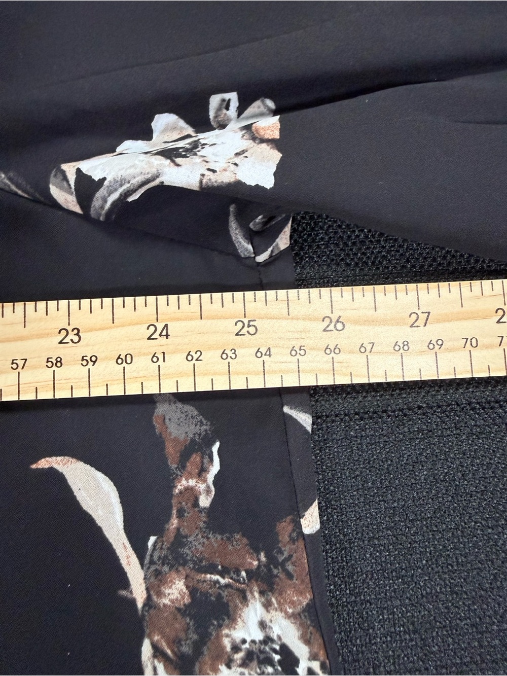 Black Floral Blouse with Cream and Rust Accents - Picture 3 of 11